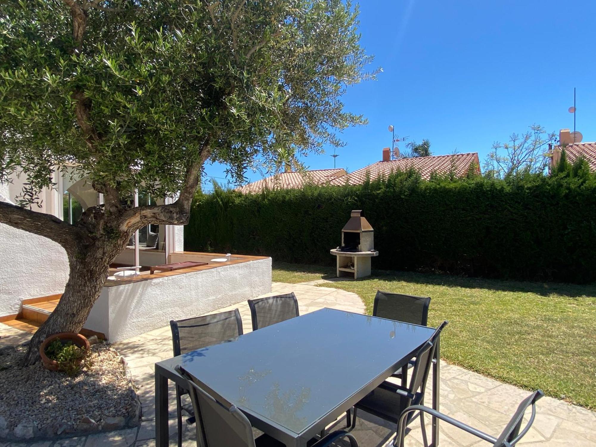 Villa Caramonte, En Costa Dorada Les Tres Cales Extérieur photo